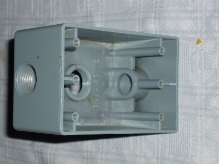 Caja de registro tipo condulet de 1/2, 3/4 y 1"con 3 entradas/salidas
